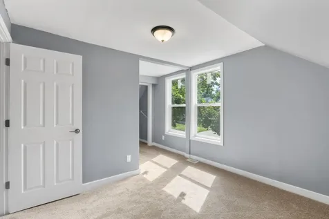 654 Winslow Avenue Saint Paul MN 55107