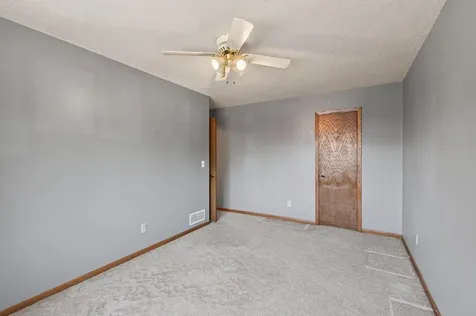 3915 Gershwin Avenue N Oakdale MN 55128
