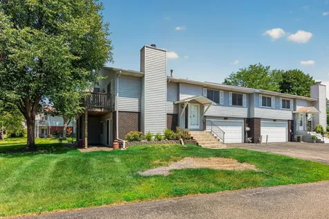 3915 Gershwin Avenue N Oakdale MN 55128