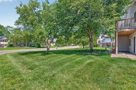3915 Gershwin Avenue N Oakdale MN 55128