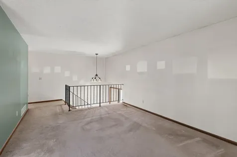 3915 Gershwin Avenue N Oakdale MN 55128