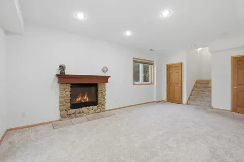 5546 Malibu Drive Edina MN 55436