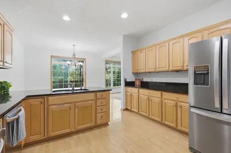 5546 Malibu Drive Edina MN 55436