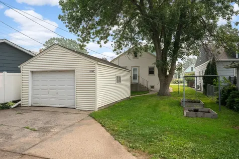 2742 Grand Street NE Minneapolis MN 55418