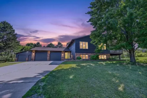 307 NE 10th Street Circle Grand Rapids MN 55744