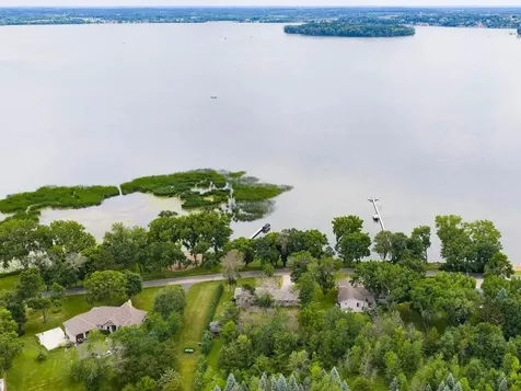 10980 N Shore Road Waconia MN 55387