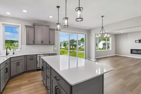 4517 Lotus Drive Minnetrista MN 55331