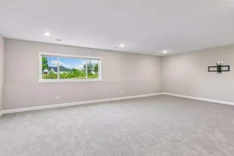 4517 Lotus Drive Minnetrista MN 55331