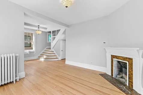 1323 Lincoln Avenue Saint Paul MN 55105