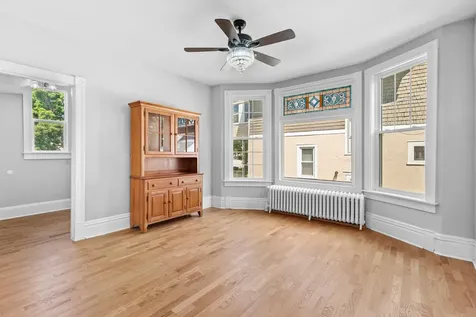 1323 Lincoln Avenue Saint Paul MN 55105