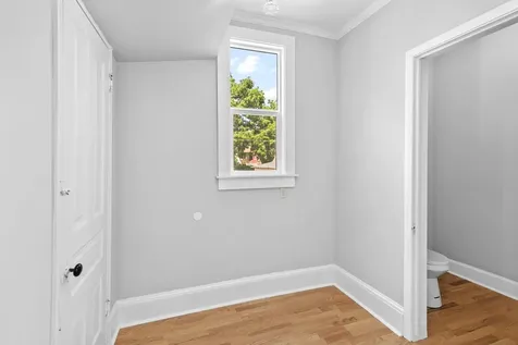 1323 Lincoln Avenue Saint Paul MN 55105