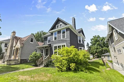 1323 Lincoln Avenue Saint Paul MN 55105