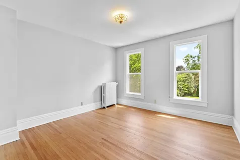 1323 Lincoln Avenue Saint Paul MN 55105