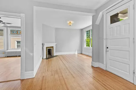 1323 Lincoln Avenue Saint Paul MN 55105