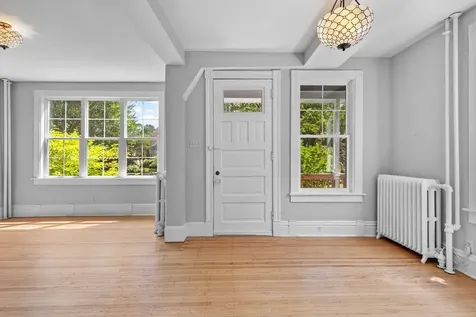 1323 Lincoln Avenue Saint Paul MN 55105