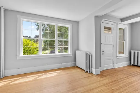 1323 Lincoln Avenue Saint Paul MN 55105