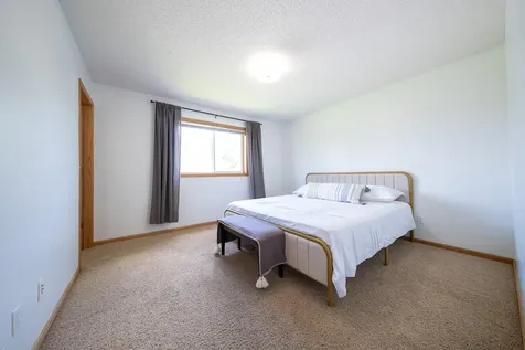 617 Emerson Avenue N Montrose MN 55363