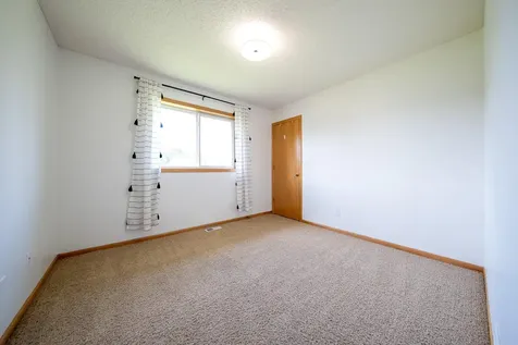 617 Emerson Avenue N Montrose MN 55363