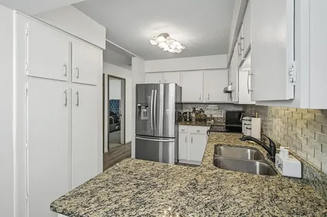 8445 Morgan Lane Eden Prairie MN 55347