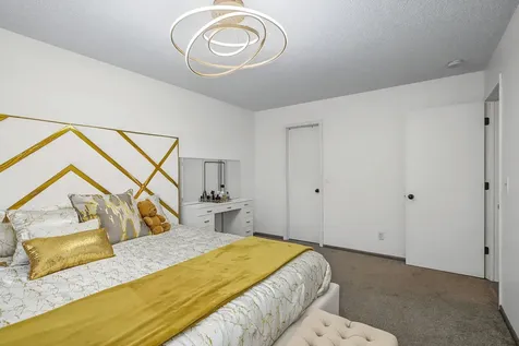 8445 Morgan Lane Eden Prairie MN 55347