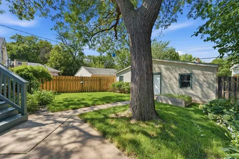 397 Thomas Avenue Saint Paul MN 55103