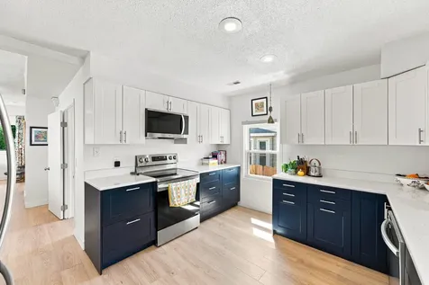 397 Thomas Avenue Saint Paul MN 55103
