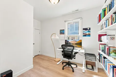 397 Thomas Avenue Saint Paul MN 55103