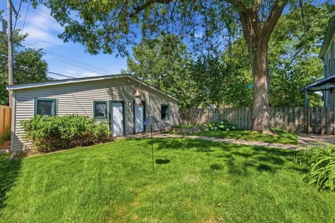 397 Thomas Avenue Saint Paul MN 55103