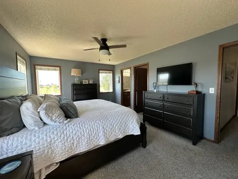 4893 Lavonne Court S Fargo ND 58104