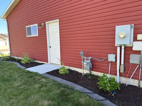 4893 Lavonne Court S Fargo ND 58104