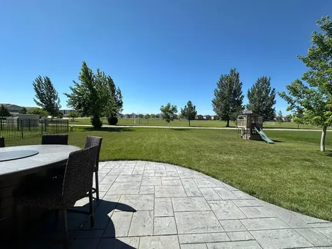 4893 Lavonne Court S Fargo ND 58104