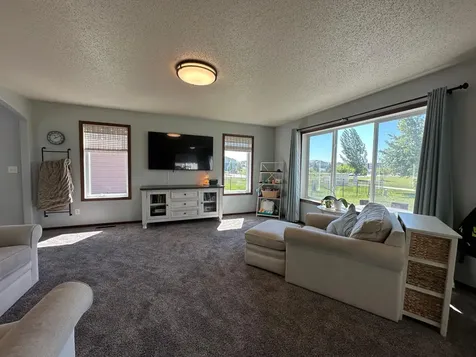 4893 Lavonne Court S Fargo ND 58104