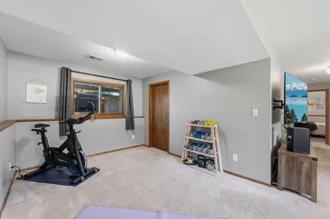 9529 Tyler Street NE Blaine MN 55434
