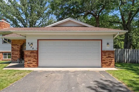 9529 Tyler Street NE Blaine MN 55434