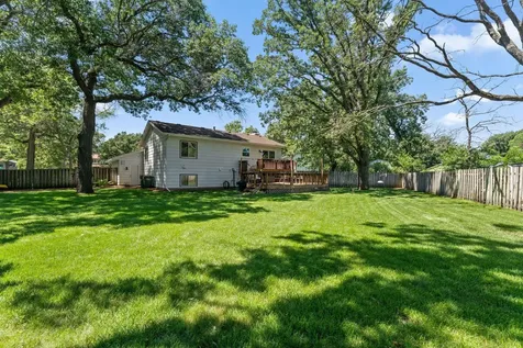 9529 Tyler Street NE Blaine MN 55434