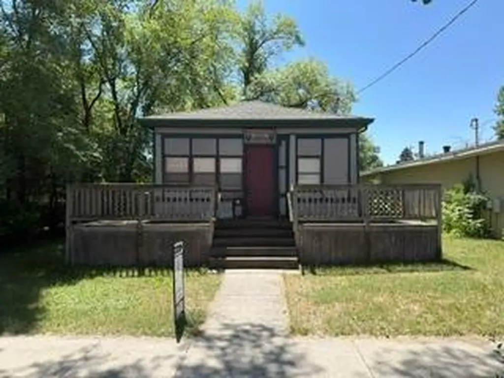 1340 4th Avenue N Fargo ND 58102