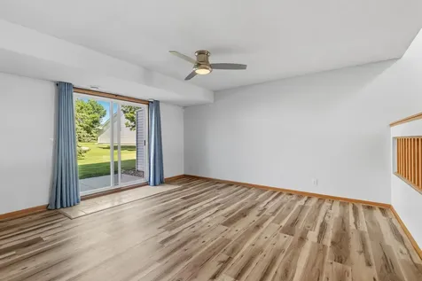 1523 Balinese Street Shakopee MN 55379