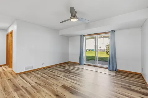 1523 Balinese Street Shakopee MN 55379