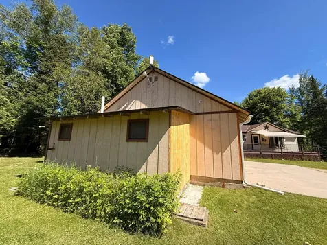 6231 72nd Street NE Remer MN 56672