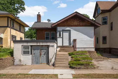 1257 7th Street E Saint Paul MN 55106
