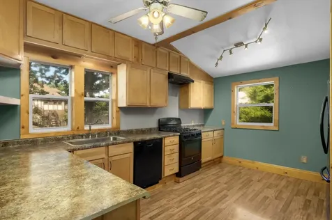 1257 7th Street E Saint Paul MN 55106