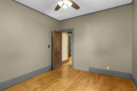 1257 7th Street E Saint Paul MN 55106