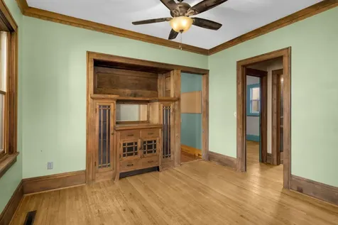 1257 7th Street E Saint Paul MN 55106