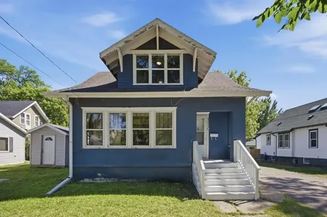 1310 11th Avenue S Fargo ND 58103