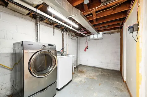 319 Annapolis Street E West Saint Paul MN 55118
