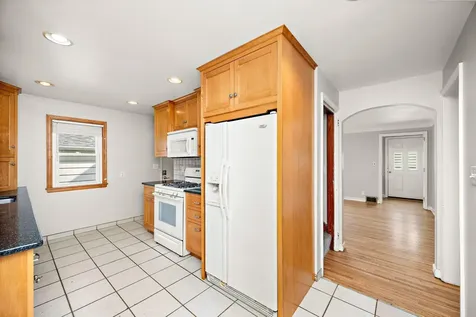 319 Annapolis Street E West Saint Paul MN 55118