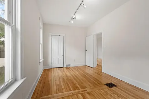 346 Geranium Avenue E Saint Paul MN 55130