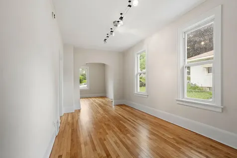 346 Geranium Avenue E Saint Paul MN 55130