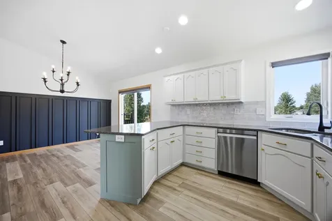 224 Chestnut Drive Horace ND 58047