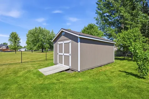 224 Chestnut Drive Horace ND 58047